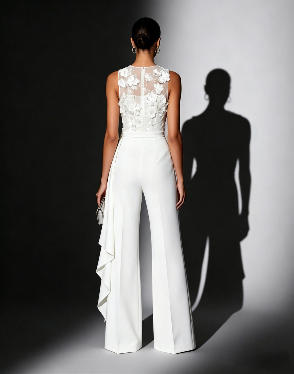 Women White 3D Floral Crew Neck Sleeveless Elegant Jumpsuit