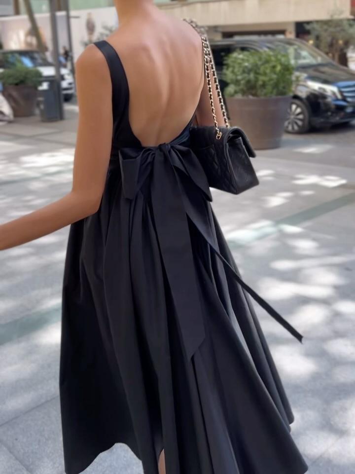 Black Square Neck Back Bow Midi Dress
