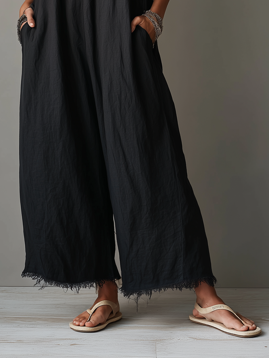 Women's Minimalist Loose-Fit Linen-Blend Jumpsuit With Lace Neckline, Spaghetti Straps, And Frayed Hems MDZ0171F3Y